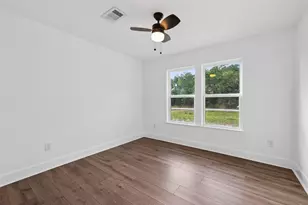 2311 8th St, Liverpool, TX 77577 - Photo 16