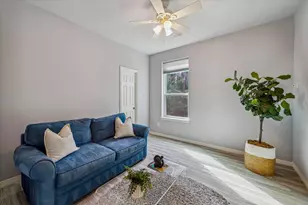 17915 Saddle Horn Dr, Waller, TX 77484 - Photo 18