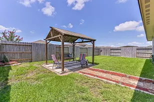 10409 Deussen Ln, Texas City, TX 77591 - Photo 24