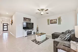 10409 Deussen Ln, Texas City, TX 77591 - Photo 12