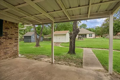 208 Briarwood Drive, Bellville, TX 77418 - Photo 20
