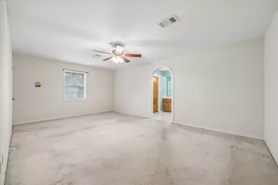 208 Briarwood Drive, Bellville, TX 77418 - Photo 10