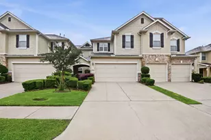 16019 Summerville Lake Dr, Tomball, TX 77377 - Photo 2