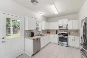 21417 Naples Holw Ln, Porter, TX 77365 - Photo 10