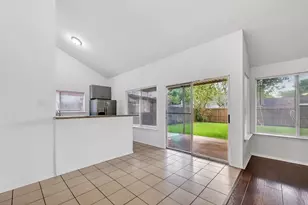 1122 Woodbridge Ave, Pearland, TX 77584 - Photo 10