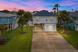 22020 Frio Dr, Galveston, TX 77554 - Photo 4