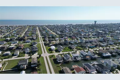 22020 Frio Drive, Galveston, TX 77554 - Photo 26