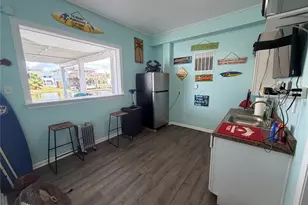 22020 Frio Dr, Galveston, TX 77554 - Photo 36