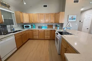 22020 Frio Dr, Galveston, TX 77554 - Photo 12