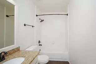 2914 Silent Dr, Sugar Land, TX 77498 - Photo 30