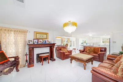 7711 Miller Glen Lane, Houston, TX 77072 - Photo 10