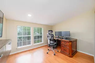 7711 Miller Glen Ln, Houston, TX 77072 - Photo 26