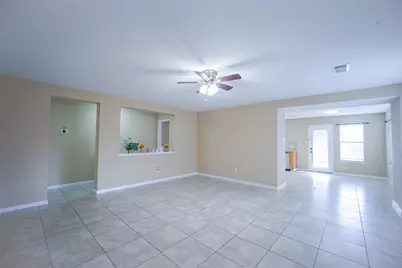 9611 Prairie Dog Run, Sugar Land, TX 77498 - Photo 8
