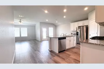 13973 Leigh Lake Ln, Conroe, TX 77384 - Photo 4