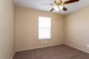 7134 Cheshire Park Rd, Houston, TX 77088 - Photo 10