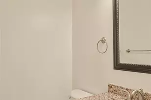 188 N Golden Arrow Circle N, The Woodlands, TX 77381 - Photo 8