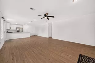 18703 Mercer Fls Dr, Hockley, TX 77447 - Photo 6