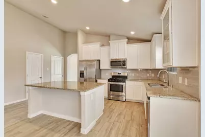 388 Kendall Crest Drive, Alvin, TX 77511 - Photo 14