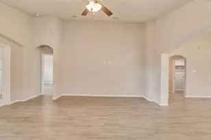 388 Kendall Crest Dr, Alvin, TX 77511 - Photo 24