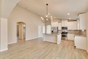 388 Kendall Crest Dr, Alvin, TX 77511 - Photo 20