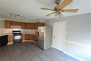 14651 Via Del Norte Dr, Houston, TX 77083 - Photo 6