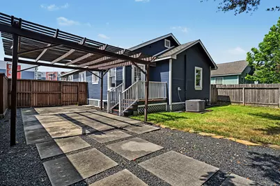 1721 Airline Drive, Houston, TX 77009 - Photo 30