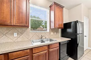 16726 Vivian Point Ln, Houston, TX 77095 - Photo 12