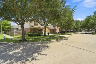 16726 Vivian Point Ln, Houston, TX 77095 - Photo 4