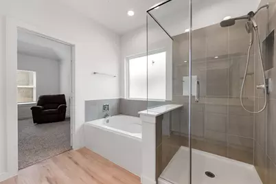 14019 Valley Creek Court, Conroe, TX 77384 - Photo 12