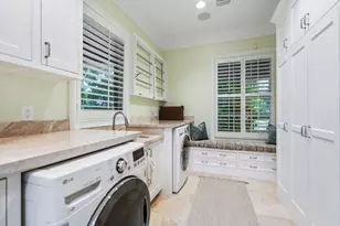13407 Kimberley Ln, Houston, TX 77079 - Photo 10