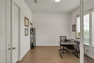 9738 Dani Lake Dr, Tomball, TX 77375 - Photo 6