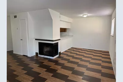 8050 Sands Point Drive #B, Houston, TX 77036 - Photo 4