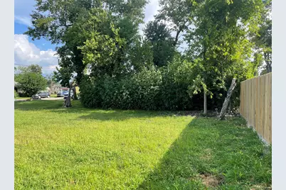 2417 McKee Street, Houston, TX 77009 - Photo 8