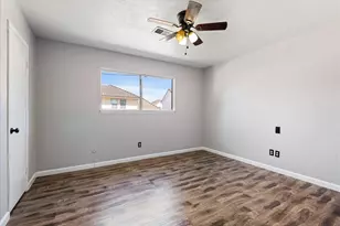 1425 Springrock Ln Ln, Houston, TX 77055 - Photo 16