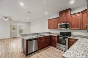 2704 Appian Way, New Caney, TX 77357 - Photo 8