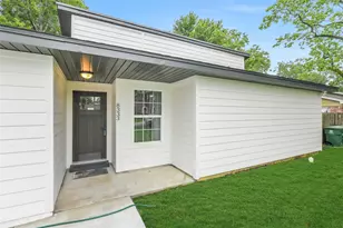 8333 Lanham Ln, Houston, TX 77075 - Photo 2