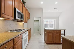 1318 Diamante Dr, Pasadena, TX 77504 - Photo 8