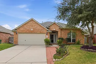 1318 Diamante Dr, Pasadena, TX 77504 - Photo 2