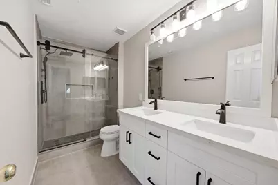 43 N Abram Circle, The Woodlands, TX 77382 - Photo 24