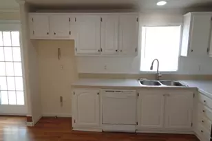 10135 Berrybriar Ln, Tomball, TX 77375 - Photo 4