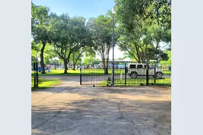 512 Avenue A, South Houston, TX 77587 - Photo 16