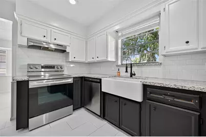 418 Twin Lakes Boulevard W, West Columbia, TX 77486 - Photo 14