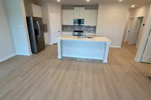8305 Rose Quartz Dr, Texas City, TX 77591 - Photo 2