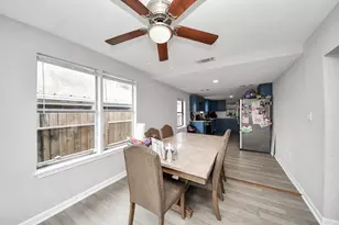 10118 Norvic St, Houston, TX 77029 - Photo 6