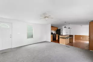 135 Bluebill N, Baytown, TX 77523 - Photo 2