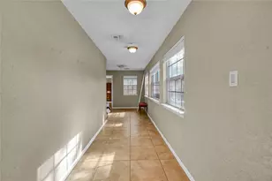 133 Nasturtium St, Lake Jackson, TX 77566 - Photo 8