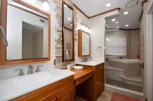 888 Davis Rd, League City, TX 77573 - Photo 22
