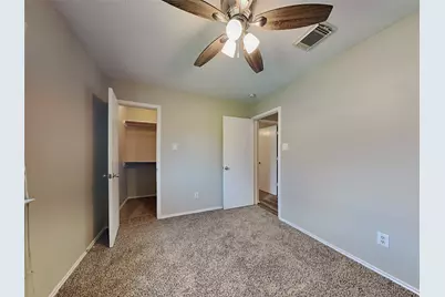 911 Lancaster Lake Drive, Houston, TX 77073 - Photo 10
