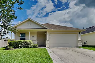 911 Lancaster Lake Dr, Houston, TX 77073 - Photo 1