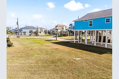 25306 Intrepid Lane, Galveston, TX 77554 - Photo 8